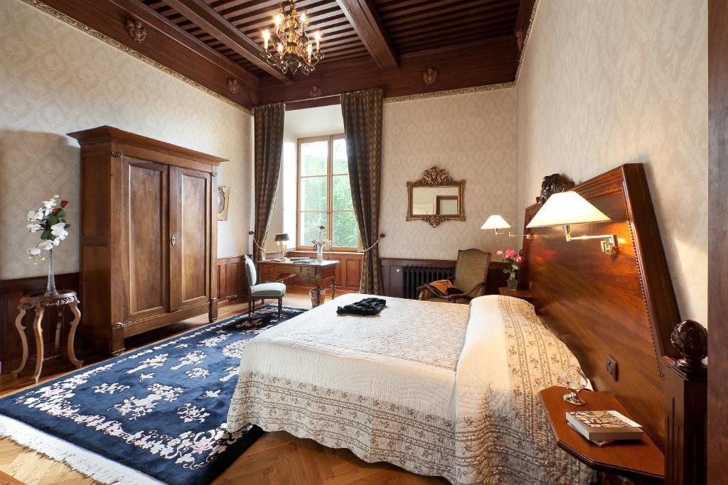 Chateau De Picomtal Crots Room photo